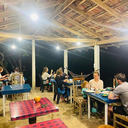 Bed and Breakfast Sky Mountain Cafe With Seaview Велигама Экстерьер фото