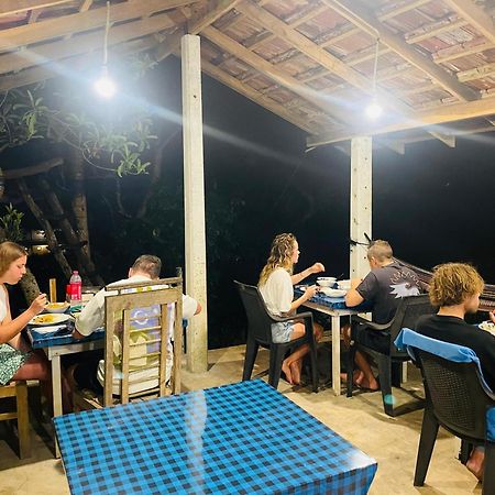 Bed and Breakfast Sky Mountain Cafe With Seaview Велигама Экстерьер фото